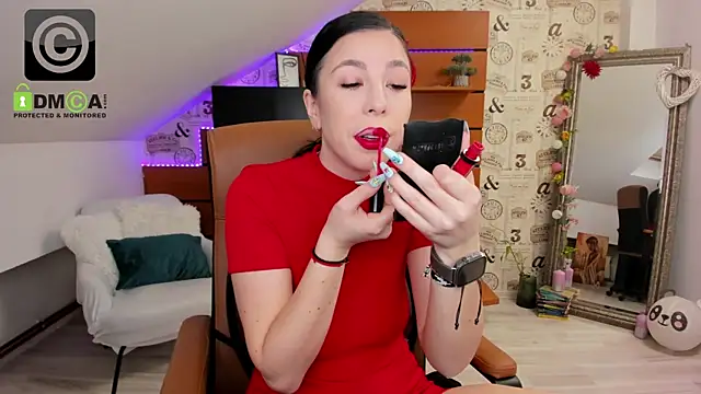 EmillyTaylor online show from 04/17/26, 03:42