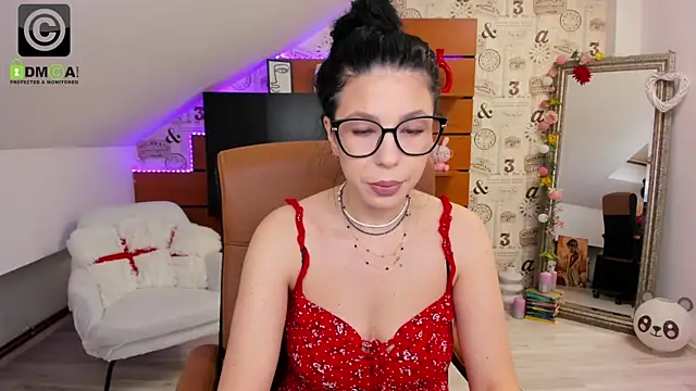 EmillyTaylor online show from 01/14/26, 04:49