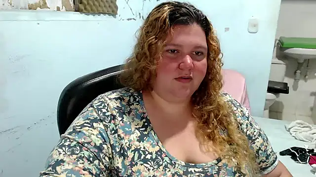 squirt322bbw online show from 06/18/26, 06:35