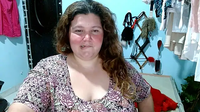 Snapshot of squirt322bbw chatting on 10/31/25, 05:48 squirt322bbw online show from 10/31/25, 05:48