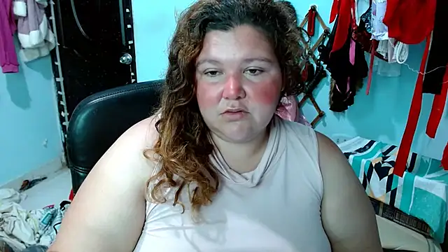 Snapshot of squirt322bbw chatting on 11/14/25, 03:48 squirt322bbw online show from 11/14/25, 03:48