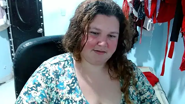 Snapshot of squirt322bbw chatting on 11/08/25, 02:48 squirt322bbw online show from 11/08/25, 02:48