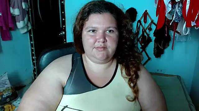 Snapshot of squirt322bbw chatting on 11/07/25, 02:43 squirt322bbw online show from 11/07/25, 02:43