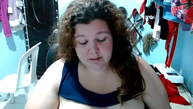 Snapshot of squirt322bbw chatting on 12/03/25, 06:18 squirt322bbw online show from 12/03/25, 06:18