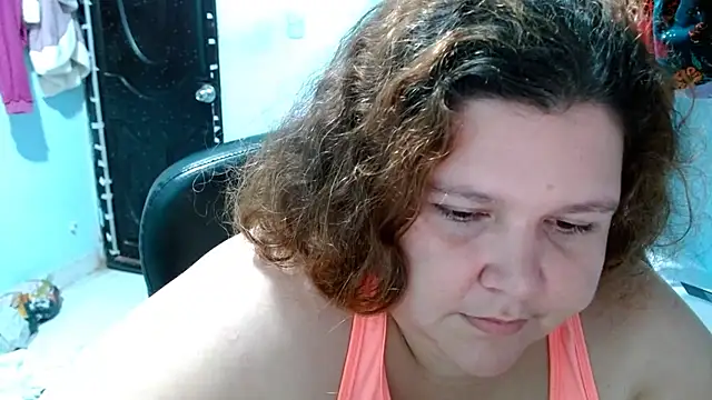 Snapshot of squirt322bbw chatting on 11/30/25, 09:37 squirt322bbw online show from 11/30/25, 09:37