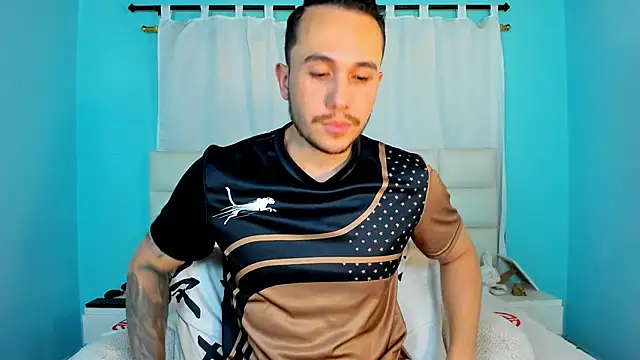 juan  jimenez online show from 11/18/25, 01:43