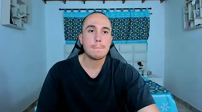 Snapshot of juan__jimenez chatting on 02/10/25, 12:19 juan jimenez online show from 02/10/25, 12:19