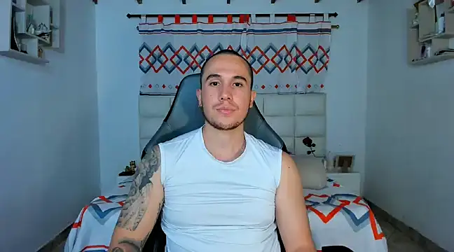 Snapshot of juan__jimenez chatting on 03/17/25, 11:35 juan jimenez online show from 03/17/25, 11:35