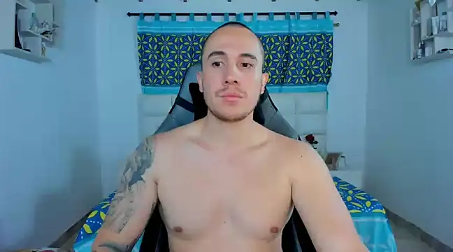 Snapshot of juan__jimenez chatting on 02/13/25, 10:00 juan jimenez online show from 02/13/25, 10:00