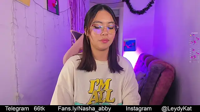 Snapshot of Nasha_abby chatting on 12/11/24, 09:23 Nasha abby online show from 12/11/24, 09:23