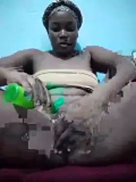 pussyqueene online show from 11/18/25, 03:10