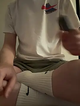 Snapshot of owin00 chatting on 12/01/25, 12:50 owin00 online show from 12/01/25, 12:50