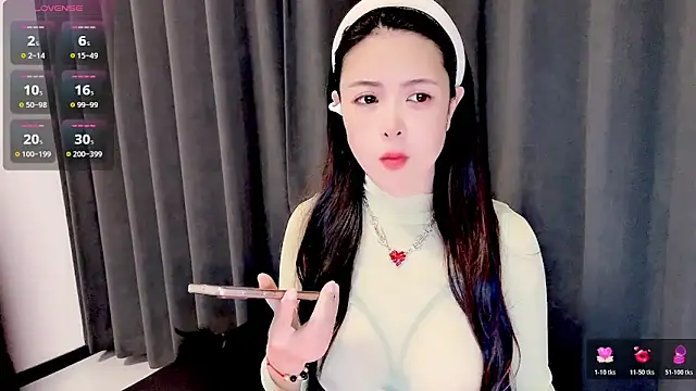 candy-yiyi online show from 05/14/26, 01:57