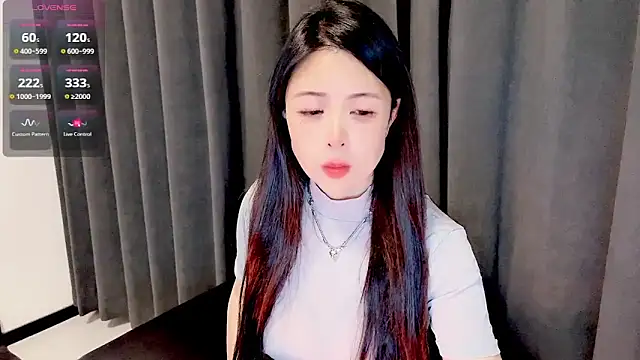 candy-yiyi online show from 04/07/26, 12:12