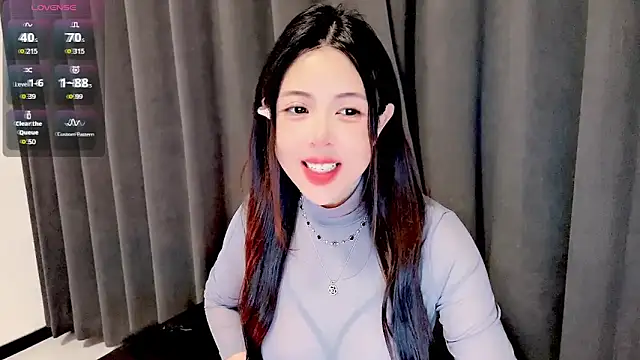 candy-yiyi online show from 04/13/26, 12:36