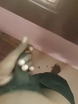 anjaanarun online show from 11/18/25, 10:51