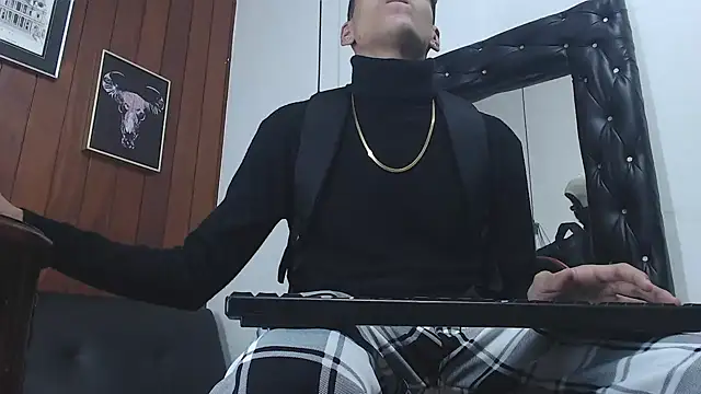 GaboReyes online show from 01/28/25, 03:15