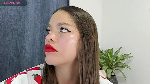 zoe69x online show from 03/11/25, 04:19