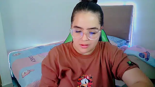  alicia z online show from 02/07/25, 07:49