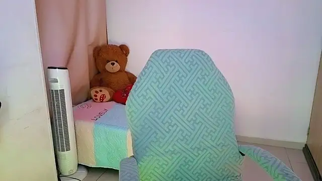  alicia z online show from 04/14/26, 07:19