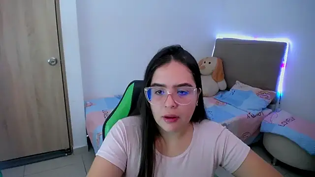  alicia z online show from 02/25/25, 05:30