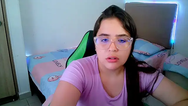  alicia z online show from 02/21/25, 06:04