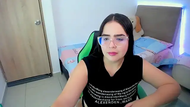  alicia z online show from 02/28/25, 05:37