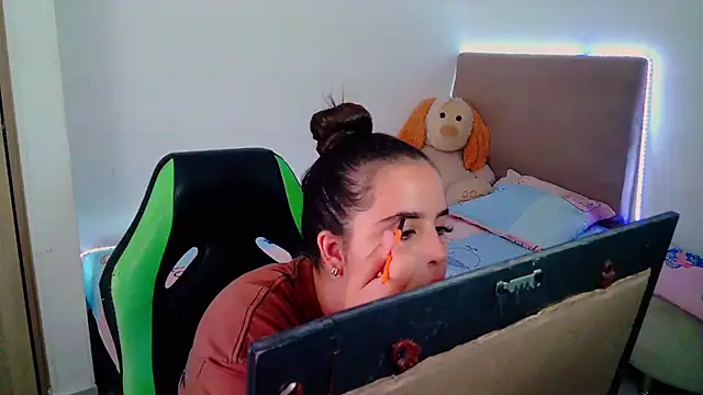  alicia z online show from 02/04/25, 06:06