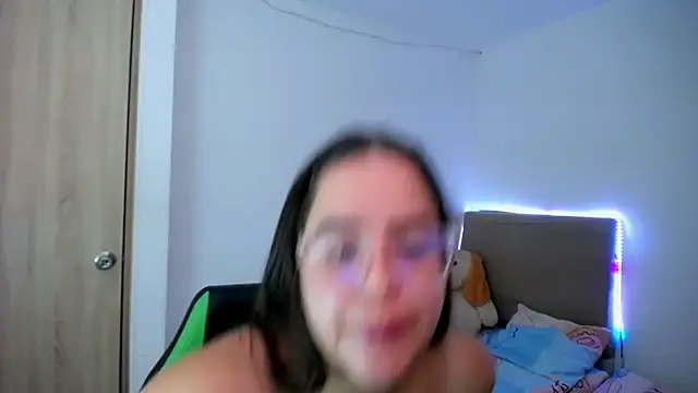  alicia z online show from 02/25/25, 08:32