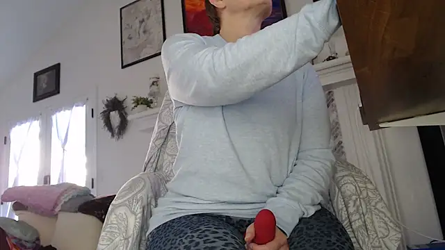 AuroraWillows online show from 12/20/25, 03:37