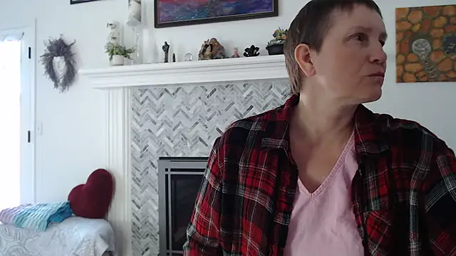 Snapshot of AuroraWillows chatting on 03/19/26, 03:45 AuroraWillows online show from 03/19/26, 03:45