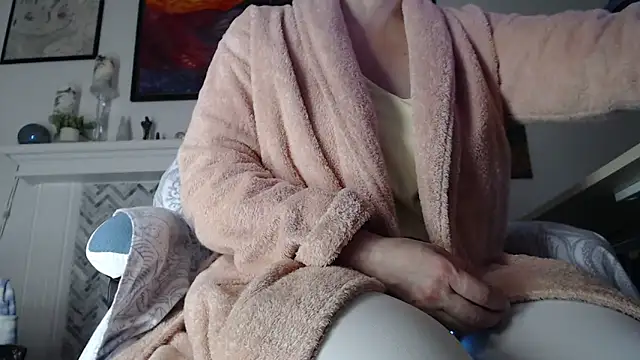 AuroraWillows online show from 02/03/26, 06:33