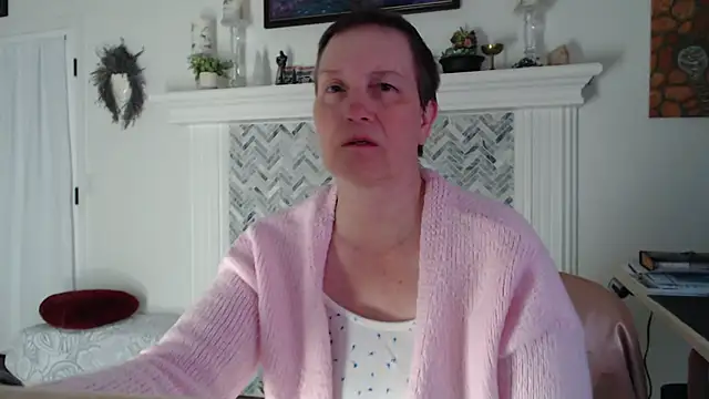 Snapshot of AuroraWillows chatting on 03/03/26, 03:13 AuroraWillows online show from 03/03/26, 03:13