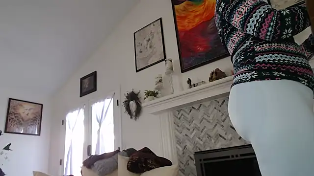 AuroraWillows online show from 11/01/25, 04:45