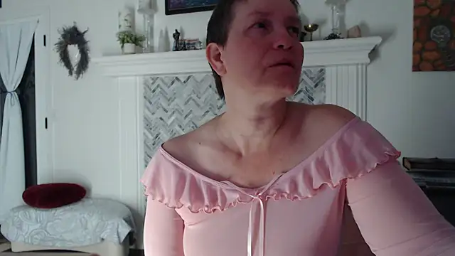 Snapshot of AuroraWillows chatting on 03/02/26, 11:28 AuroraWillows online show from 03/02/26, 11:28