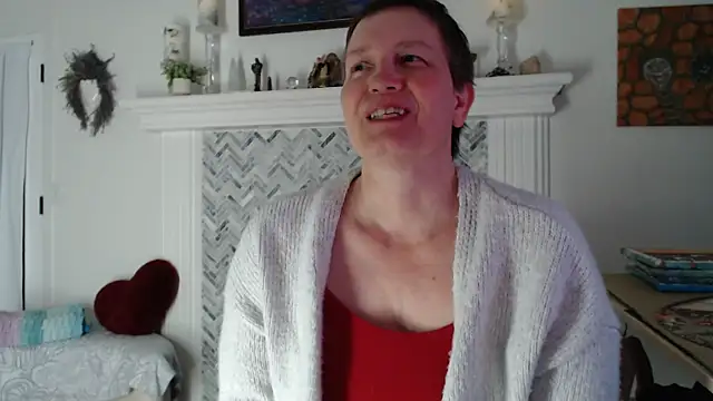 Snapshot of AuroraWillows chatting on 03/13/26, 03:44 AuroraWillows online show from 03/13/26, 03:44