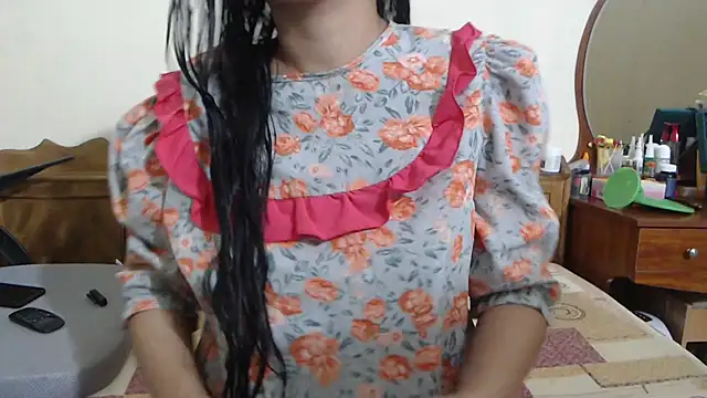 Snapshot of Beauty_Asian_Tina chatting on 11/20/25, 08:04 Beauty Asian Tina online show from 11/20/25, 08:04