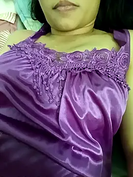 Snapshot of Beauty_Asian_Tina chatting on 11/11/25, 06:19 Beauty Asian Tina online show from 11/11/25, 06:19