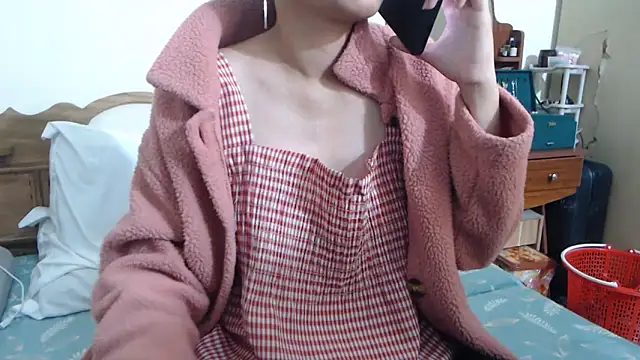 Snapshot of Beauty_Asian_Tina chatting on 11/03/25, 10:52 Beauty Asian Tina online show from 11/03/25, 10:52