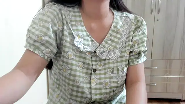 Snapshot of Beauty_Asian_Tina chatting on 03/15/25, 11:51 Beauty Asian Tina online show from 03/15/25, 11:51