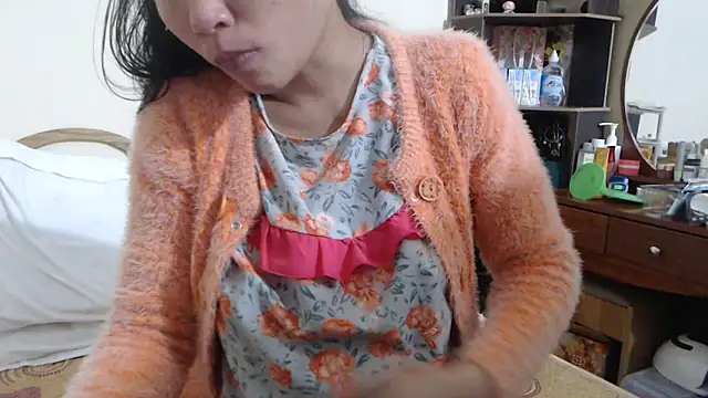 Beauty Asian Tina online show from 02/08/26, 12:41