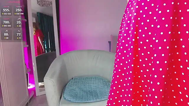 Madam Evi online show from 09/28/25, 03:13