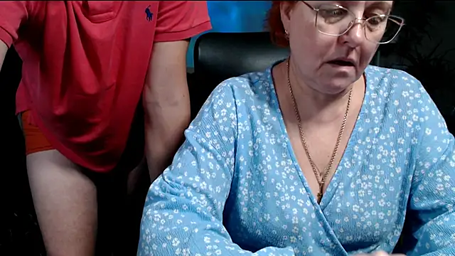 JoannaAndNeighbour online show from 12/20/25, 11:02