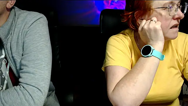 Snapshot of JoannaAndNeighbour chatting on 11/20/25, 07:58 JoannaAndNeighbour online show from 11/20/25, 07:58