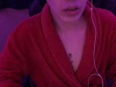 YumieCp online show from 03/10/25, 10:07