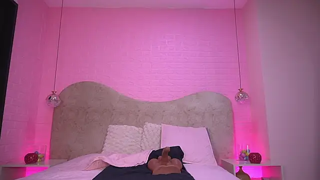 zzoe  online show from 04/12/26, 03:10