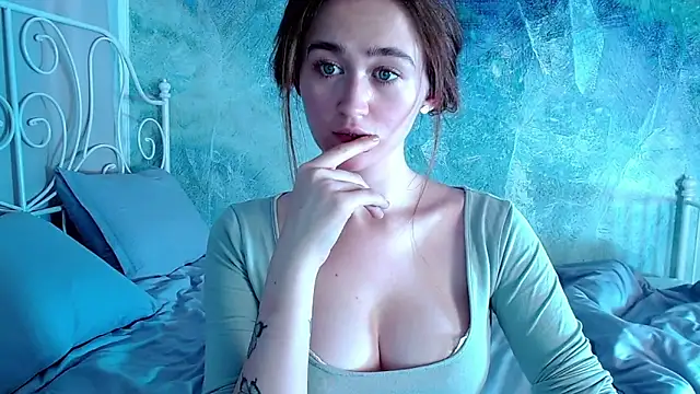 millllina online show from 11/27/25, 10:59