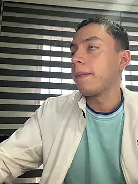 davinalhot online show from 04/11/26, 06:44