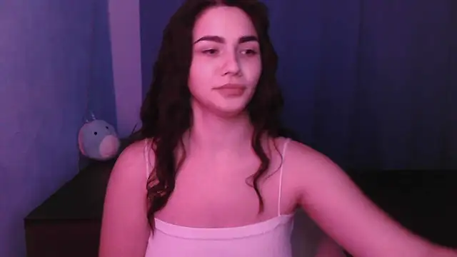 Snapshot of HannahMeid chatting on 12/16/24, 07:54 HannahMeid online show from 12/16/24, 07:54