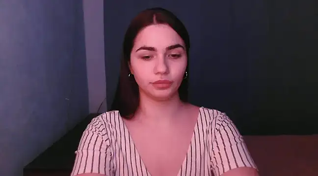 Snapshot of HannahMeid chatting on 02/19/25, 07:16 HannahMeid online show from 02/19/25, 07:16